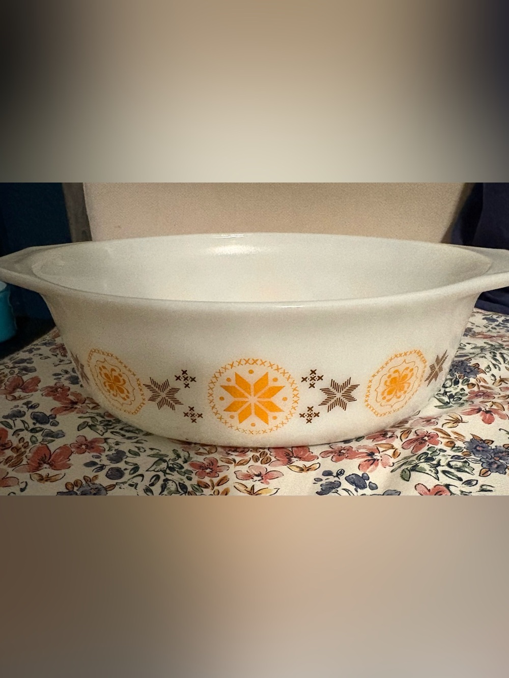 221- vintage Pyrex town and country 1.5qt divided oval baking dish